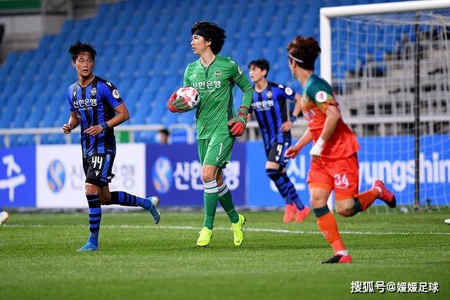 精选足篮专家：罗尼中足彩21万 白衣解球中15万
